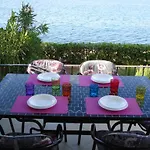 Sea Star Apartment Sutivan